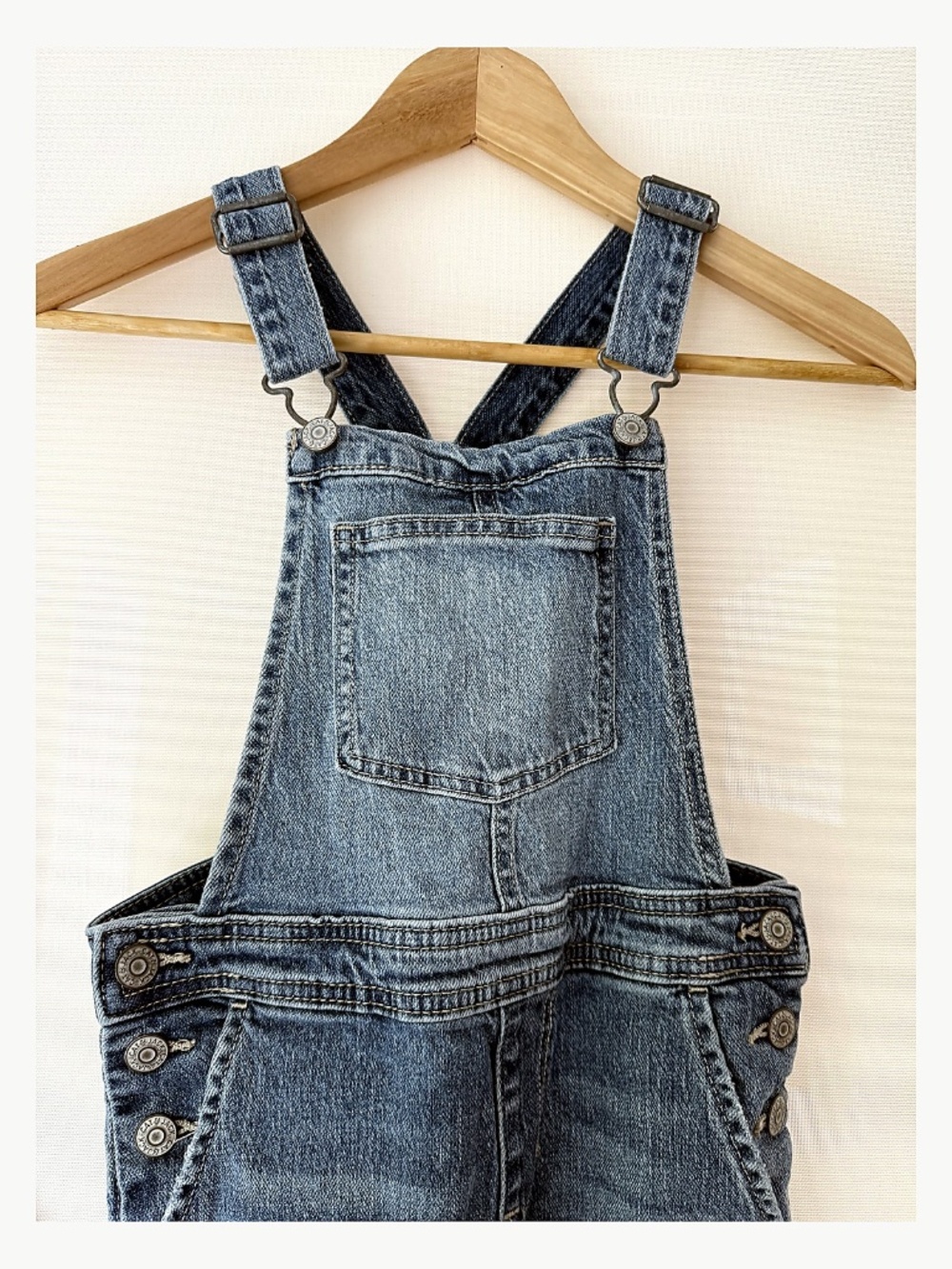 Cat & Jack Girls Stretch Denim Overalls Medium 8 Blue Distressed Adjustable Stra - Picture 5 of 7